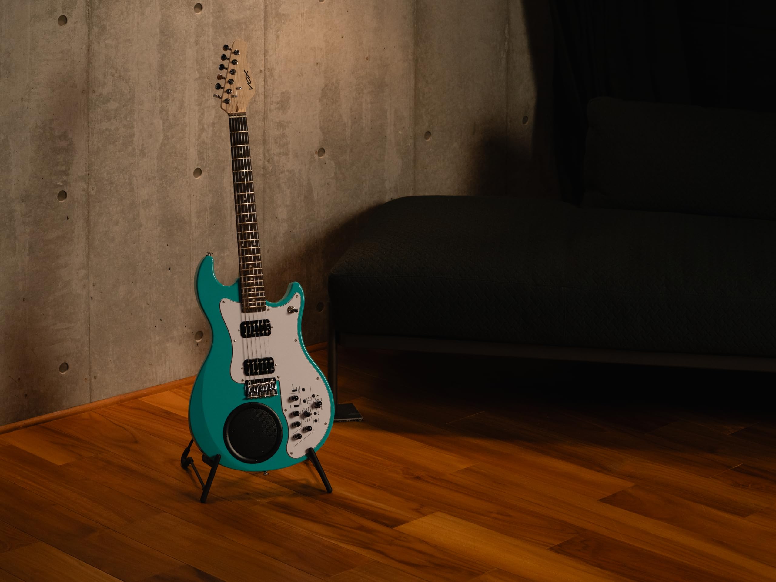 Amazon.co.jp: VOX(ヴォックス) アンプ内蔵ギター APC-2 リズム